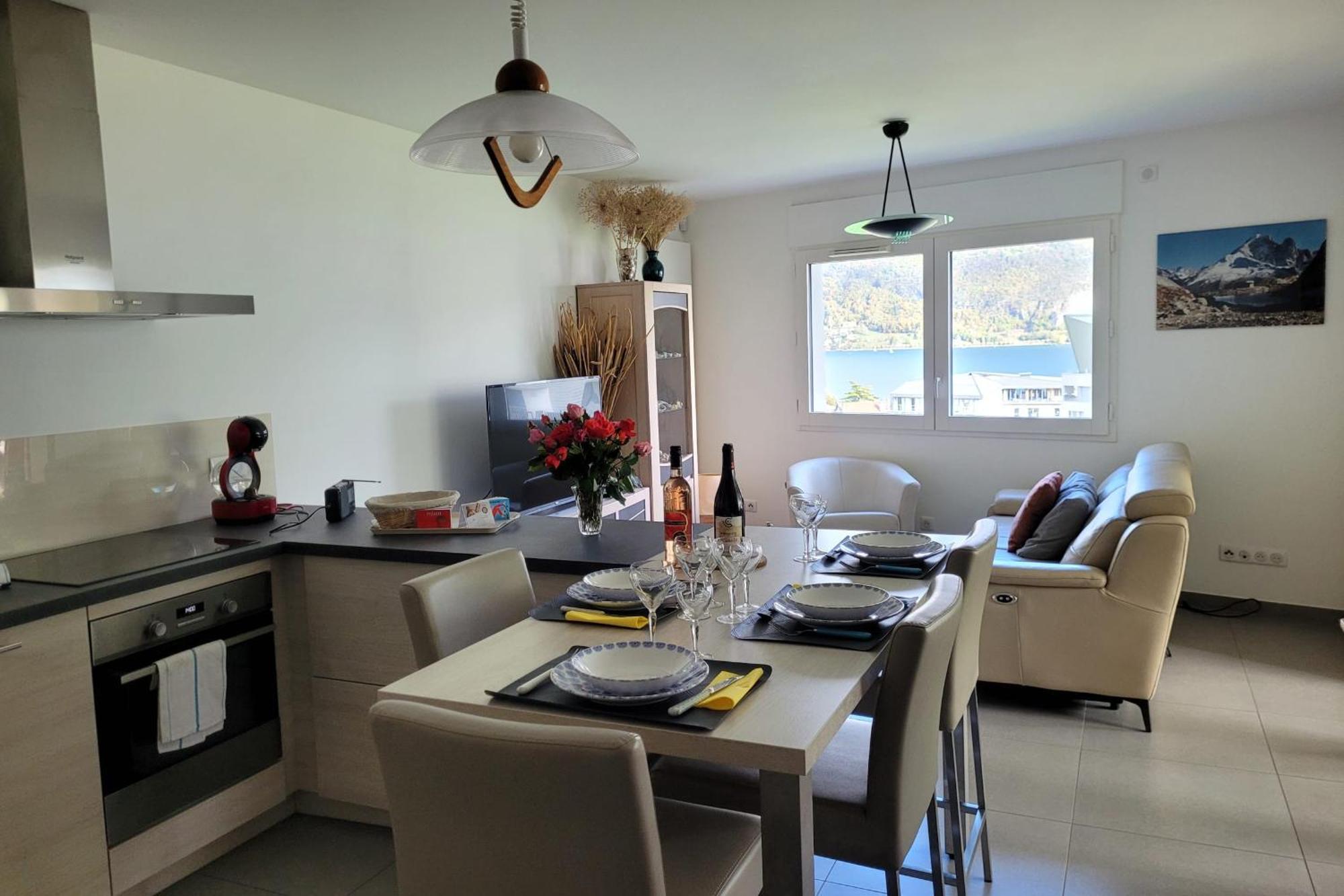 Le Tableau Du Lac 507 - 2 Bedrooms Apartment With Lake View Terrace Анси Экстерьер фото