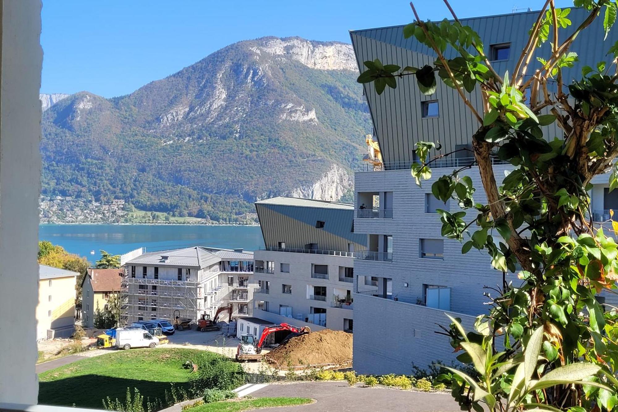 Le Tableau Du Lac 507 - 2 Bedrooms Apartment With Lake View Terrace Анси Экстерьер фото
